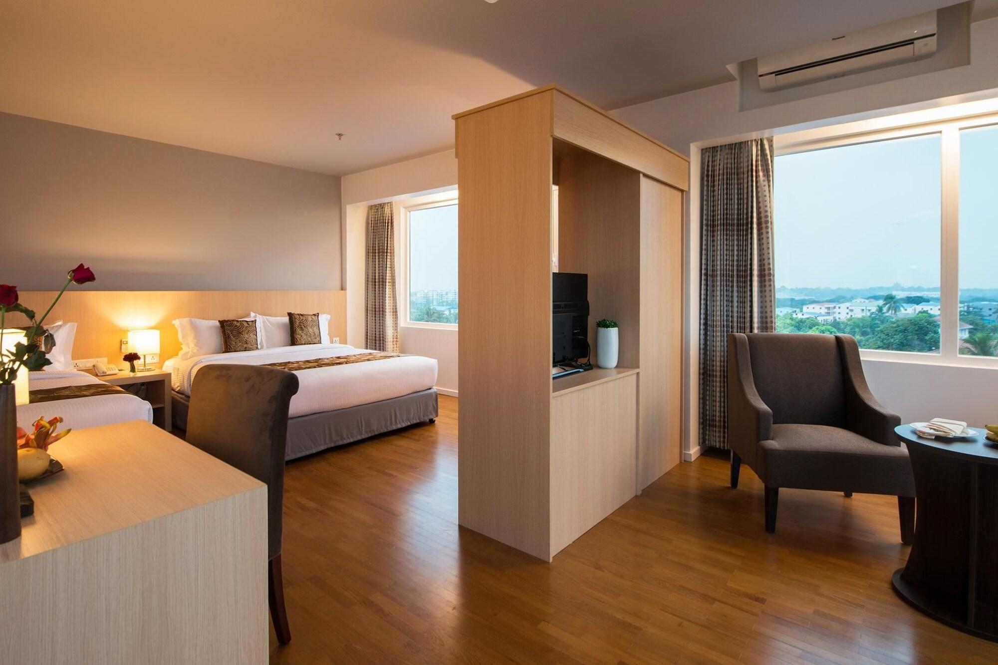 Wyne Hotel Yangon Luaran gambar
