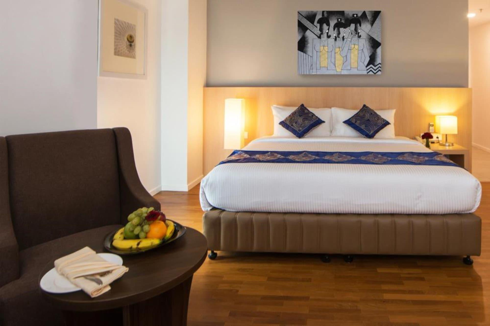 Wyne Hotel Yangon Luaran gambar