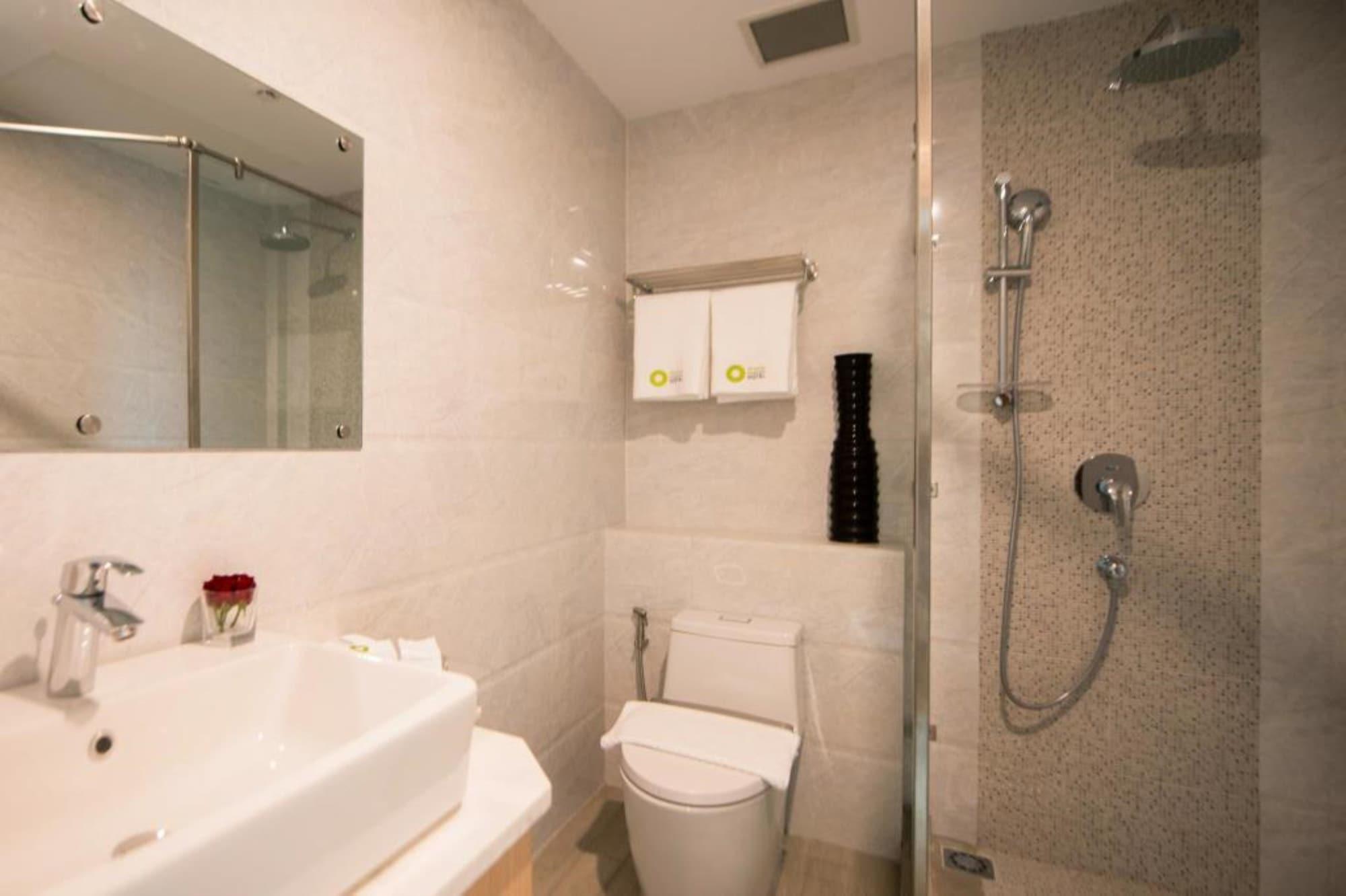 Wyne Hotel Yangon Luaran gambar