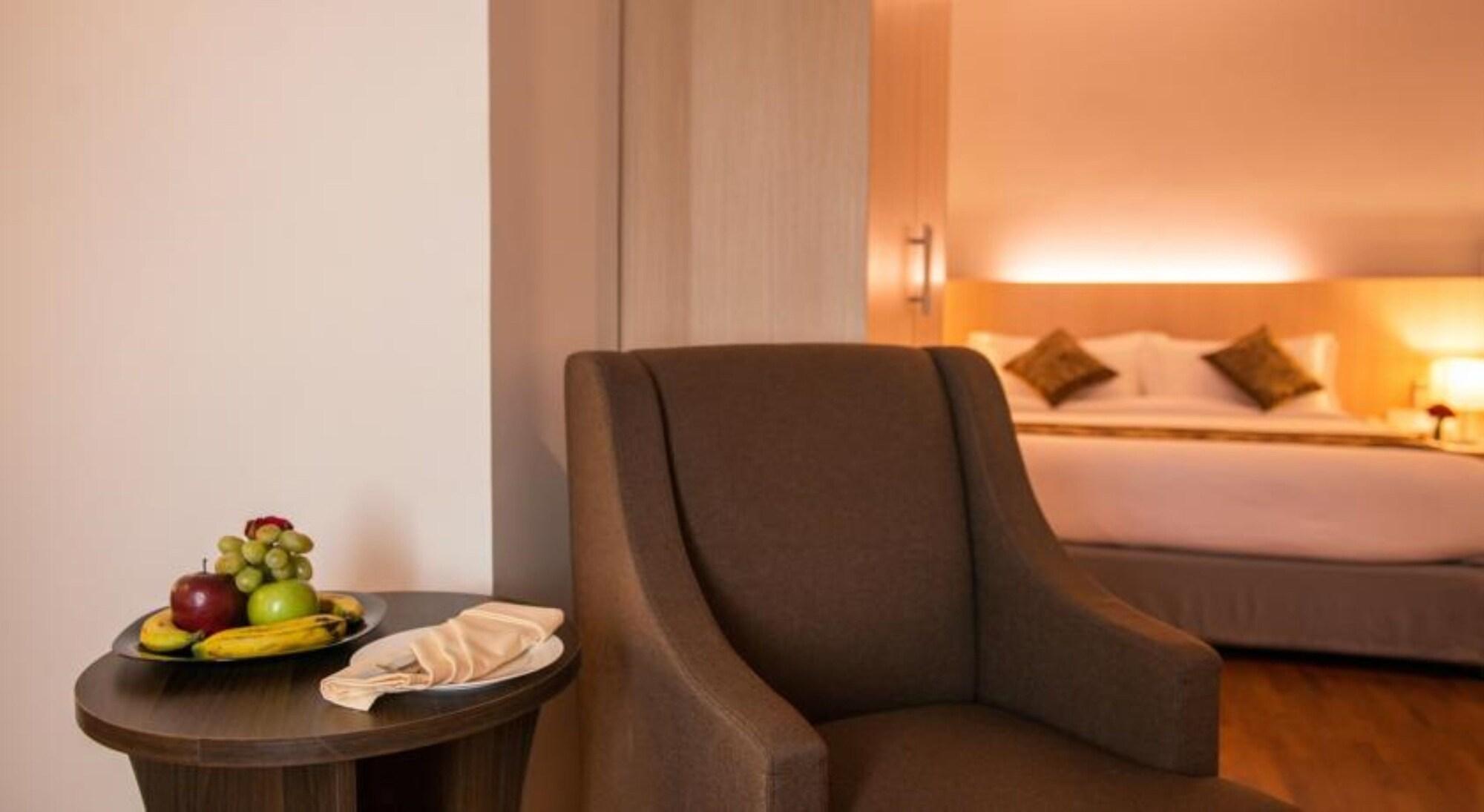 Wyne Hotel Yangon Luaran gambar