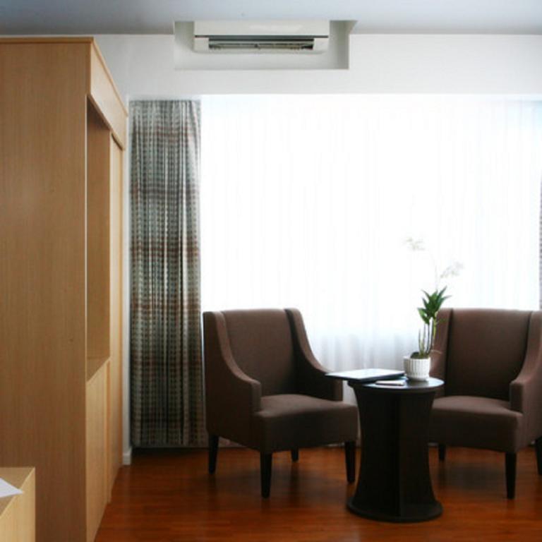 Wyne Hotel Yangon Luaran gambar