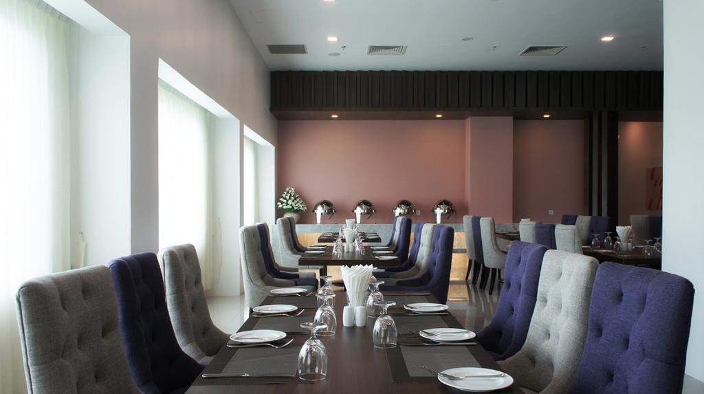 Wyne Hotel Yangon Luaran gambar