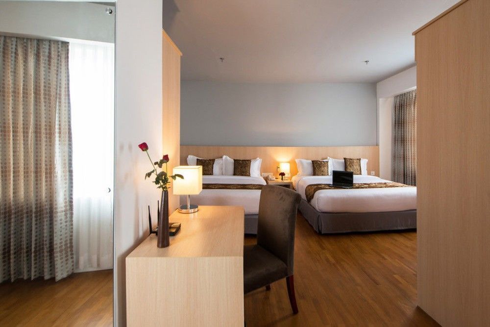 Wyne Hotel Yangon Luaran gambar