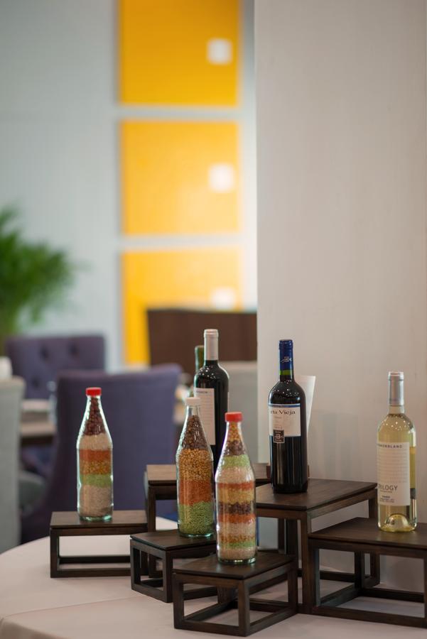 Wyne Hotel Yangon Luaran gambar
